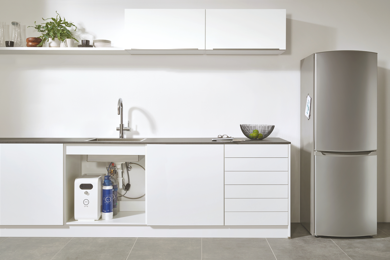 zdroj: grohe.com – GROHE Blue Professional – Sada s C-výpusťou a vyťahovacím perlátorom Chrom